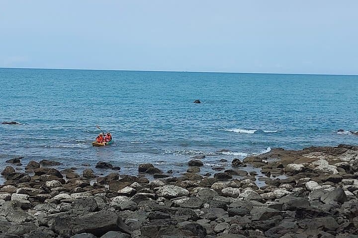 Private Kayak in Bang Bao Bay on Ko Chang — Paddle Cliffs, Pier Stroll & Seaside Lunch photo 6