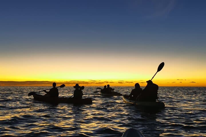 Huatulco Sunrise Sea Kayak — Dawn Paddling and Snorkel in Bahías de Huatulco photo 6