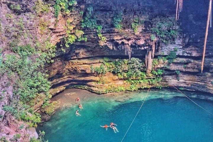 Chichén Itzá Day Trip from Cancun: Guided Tour, Cenote Swim & Valladolid Visit photo 4