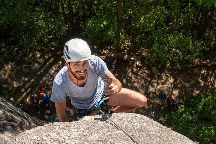 Squamish Rock Climbing Taster — Intro to Single-Pitch Cragging at the Chief photo 5