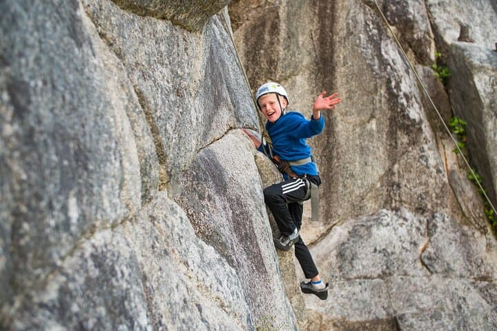 Squamish Rock Climbing Taster — Intro to Single-Pitch Cragging at the Chief photo 6