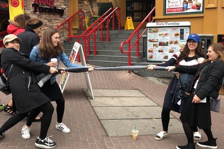 Baltimore Scavenger Hunt: Crazy Dash City Walking Adventure