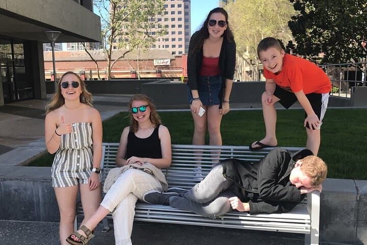 Crazy Dash Scavenger Hunt in Houston — App-Guided Urban Walking Adventure photo 3