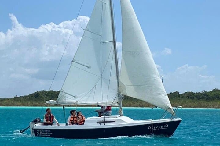Sailing the Laguna de los Siete Colores: Bacalar's Three‑Hour Eco‑Sail photo 3