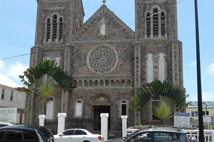 Luxury Private St Kitts Tour: Brimstone Hill, Sugar Plantations & Beach Stop photo 4