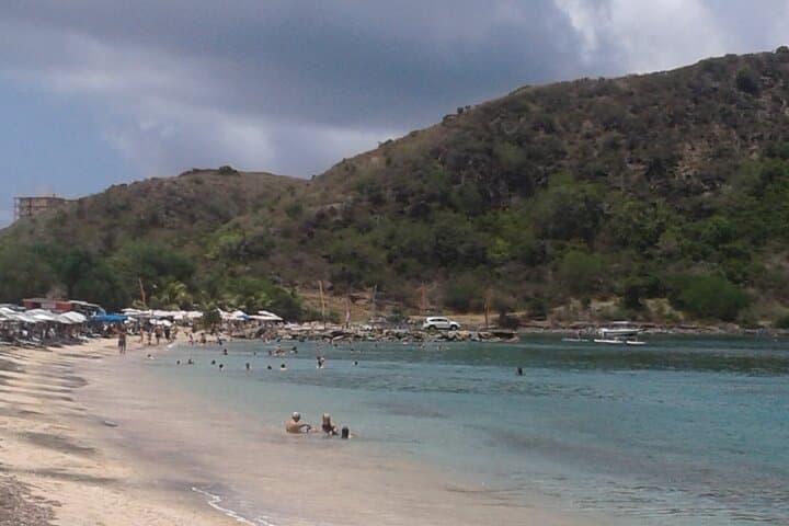 Luxury Private St Kitts Tour: Brimstone Hill, Sugar Plantations & Beach Stop photo 5