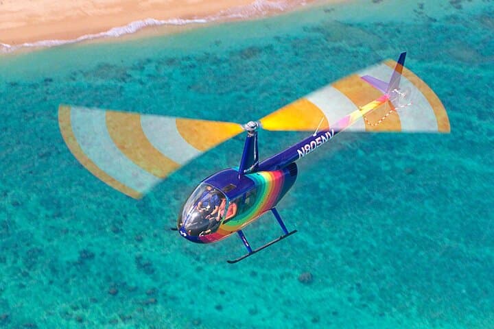Helicopter Proposal Over Oahu: Marry Me Banner Flyover from Waikiki photo 4