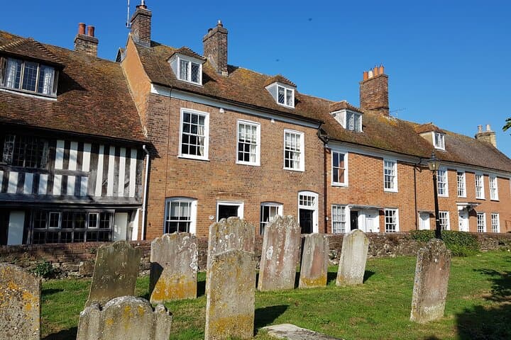 Secrets of Rye: Private Blue Badge Guided Walk of Smuggling, Castles & Historic Inns photo 4