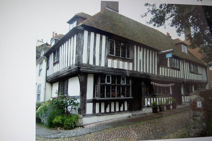 Secrets of Rye: Private Blue Badge Guided Walk of Smuggling, Castles & Historic Inns photo 5