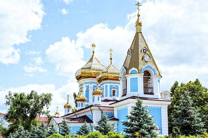 Chisinau on Foot: Private 2.5-Hour Walking Tour of Moldova's Capital photo 6