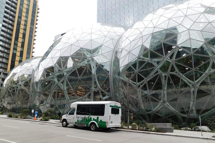 Seattle City Tour: 3-Hour Bus Highlights — Space Needle, Pike Place & Ballard Locks photo 2