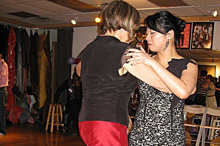 Private Tango Class in Chicago — Learn Argentine Tango in Printers Row photo 6