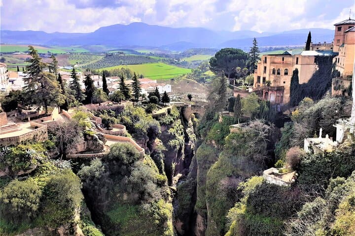 Ronda Group Walking Tour: New Bridge, Bullring & Historic Streets photo 4