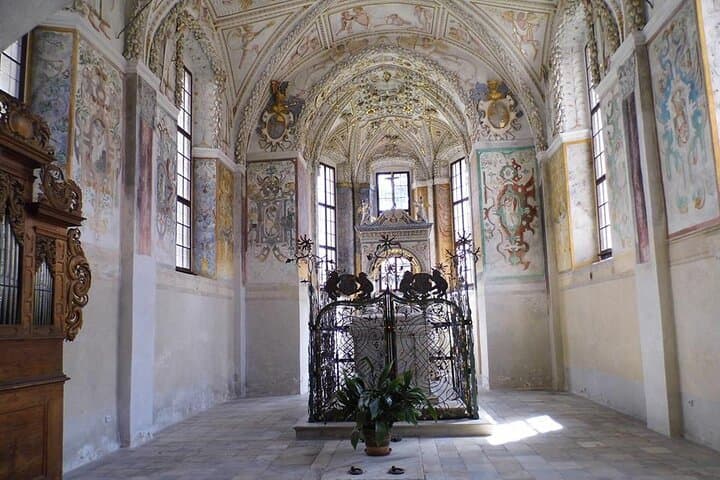 Private Day Trip to Telč & Třebíč from Prague — UNESCO Squares and Historic Quarters photo 4