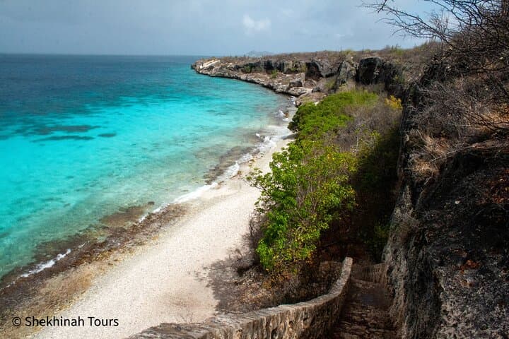 North Bonaire Small-Group Guided Tour: Kralendijk to Rincon & 1000 Steps