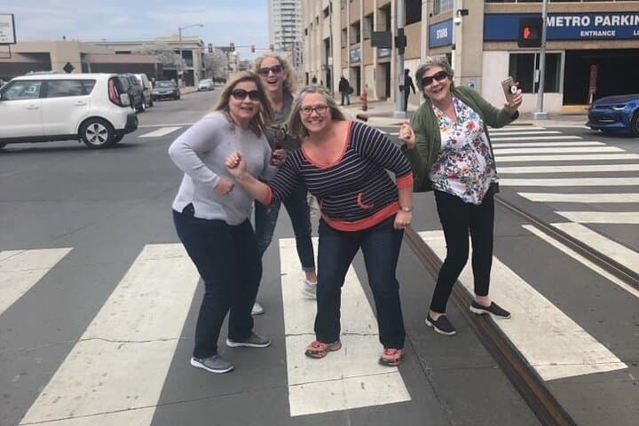 Fort Myers Scavenger Hunt: Crazy Dash Walking Adventure photo 3