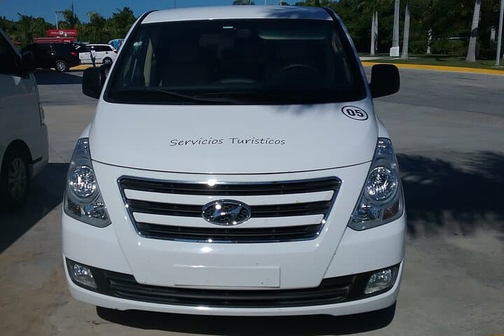 Punta Cana Airport to Bavaro Private Transfer — 30-Min Resort Shuttle photo 5
