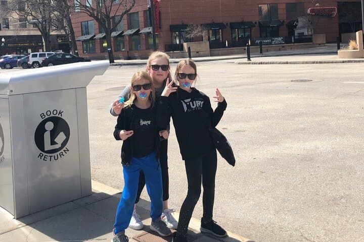Crazy Dash Minneapolis: Urban Scavenger Hunt & Walking Adventure photo 3