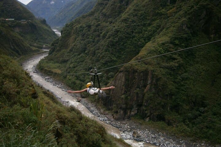 Manto de la Novia Zipline in Baños — 1300m Round-Trip Canopy Over the Waterfall photo 5