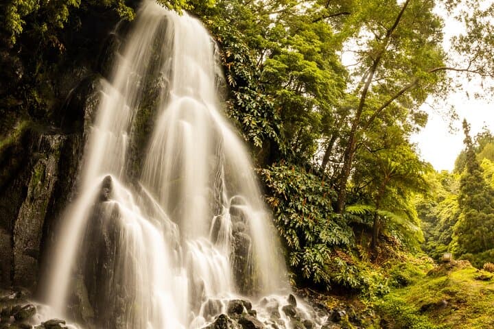 Van Tour Nordeste: East São Miguel Viewpoints, Tea & Watermills photo 2