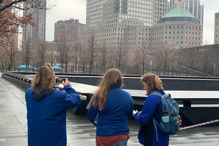 Ground Zero and Financial District Walking Tour — NYC 9/11 Memorial Guided Experience photo 5