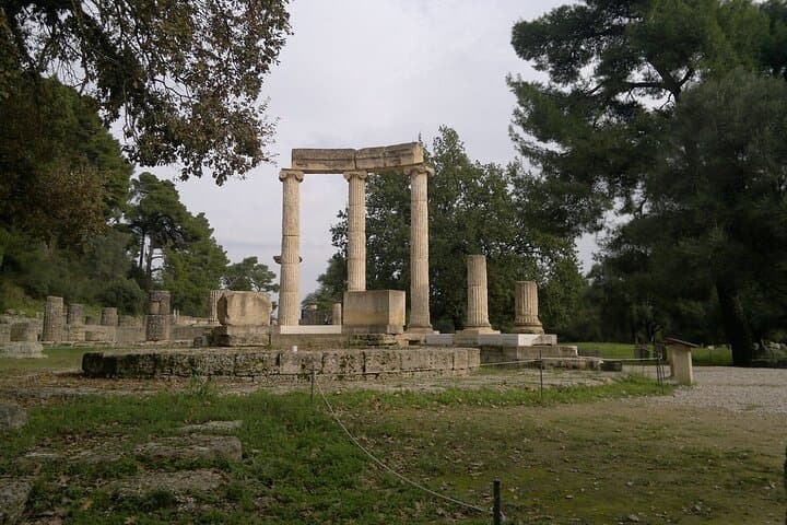 Two-Day Journey from Athens: Vergina, Meteora & Ancient Olympia photo 5