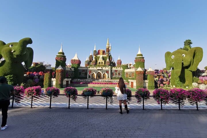 Dubai Top Five Attractions: Burj Khalifa, Aquarium, Miracle Garden & Global Village photo 1