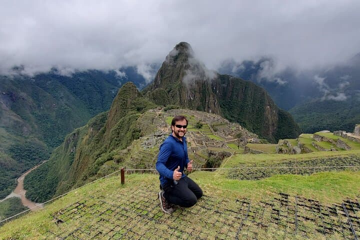 Private 2.5-Hour Machu Picchu Guided Tour — Best Photo Spots & Key Ruins photo 4