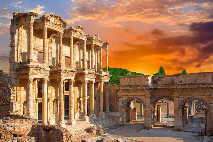 Ephesus and Pamukkale in One Day: Private Day Trip from Kuşadası photo 3
