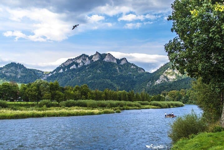 Dunajec Gorge Wooden Rafting and Thermal Baths — Day Trip from Krakow photo 6