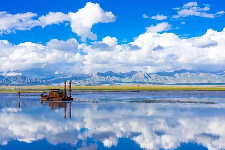 Silk Road in Six Days: Private Xining to Dunhuang Tour