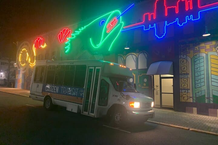 Shreveport-Bossier Airport Shuttle: Quick Transfers to Hotels, Casinos & Boardwalk photo 2