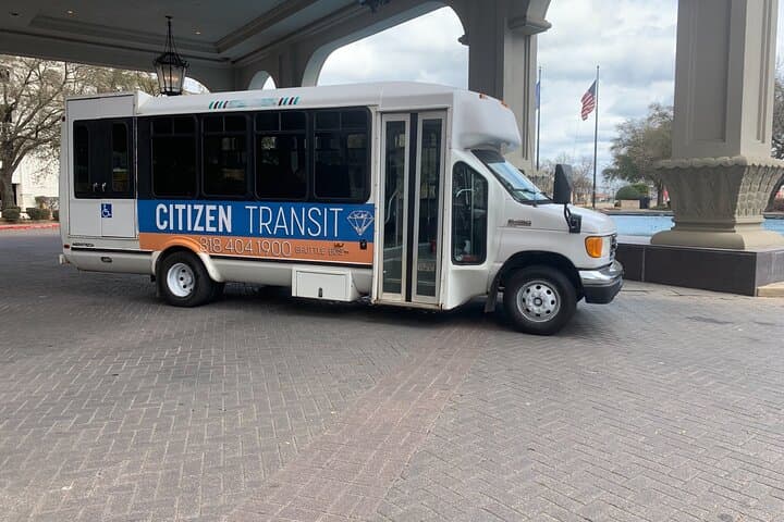 Shreveport-Bossier Airport Shuttle: Quick Transfers to Hotels, Casinos & Boardwalk