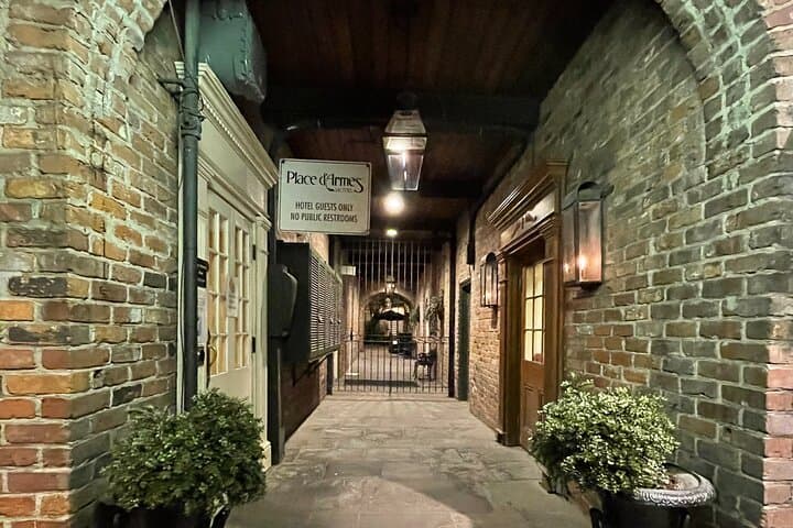 Haunted French Quarter Audio Walking Tour — Ghosts, Vampires & Speakeasy photo 5