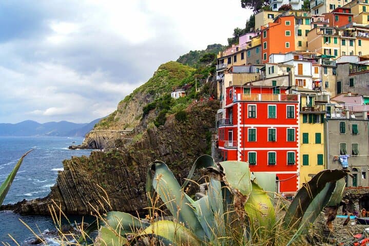 Cinque Terre & Pisa Private Day Tour from Florence photo 2