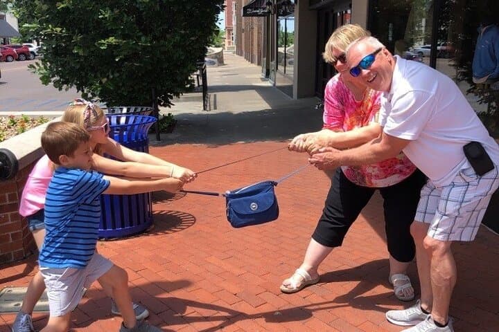 Cincinnati City Scavenger Hunt: Two-Hour Urban Adventure with Remote Host photo 4