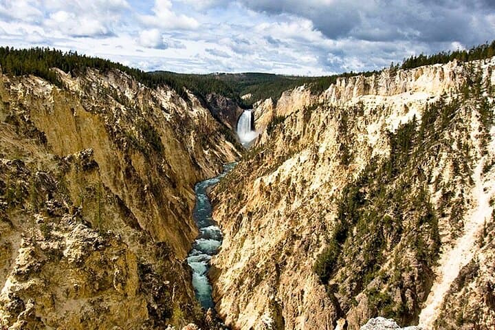 Hiking the Grand Canyon of the Yellowstone: Artist Point to Backcountry Geysers