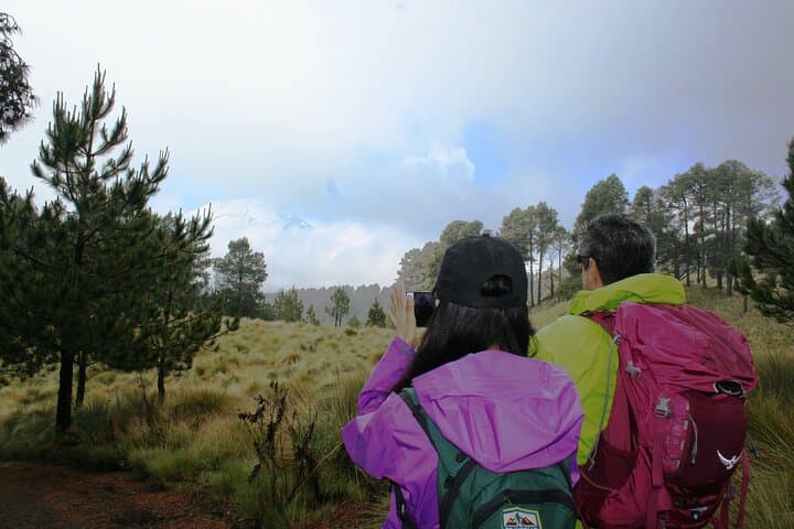 Paso de Cortés Trek — Iztaccíhuatl & Popocatépetl Day Trek from Mexico City photo 4