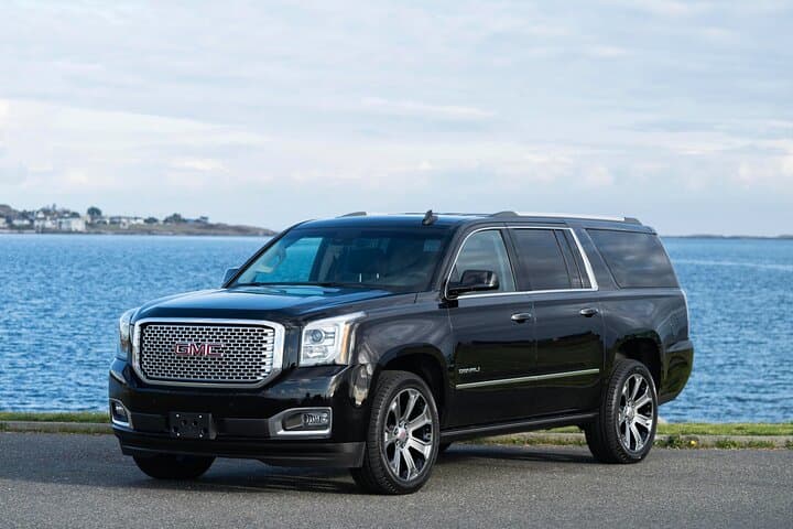 Private Luxury Transfer Between Boston Logan Airport and Boston photo 4