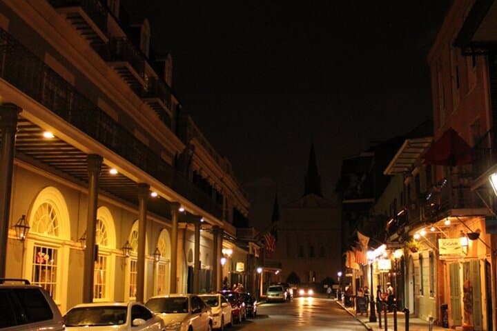 New Orleans Supernatural Tour: Haunted French Quarter Walking Experience