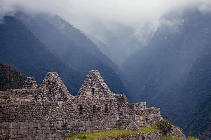 Machu Picchu Full-Day Private Tour from Cusco: Complete Visitor's Guide photo 2