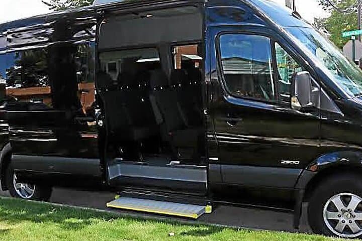 Private Group Transportation in St Maarten — VIP Airport & Hotel Transfers photo 6