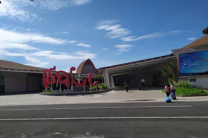 Private Arrival Transfer: Bali Airport to Kuta, Legian, Seminyak & Nusa Dua photo 5