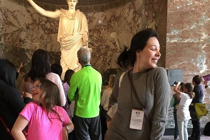 Louvre for Families: Interactive 3-Hour Treasure Hunt Through Paris's Masterpieces photo 5