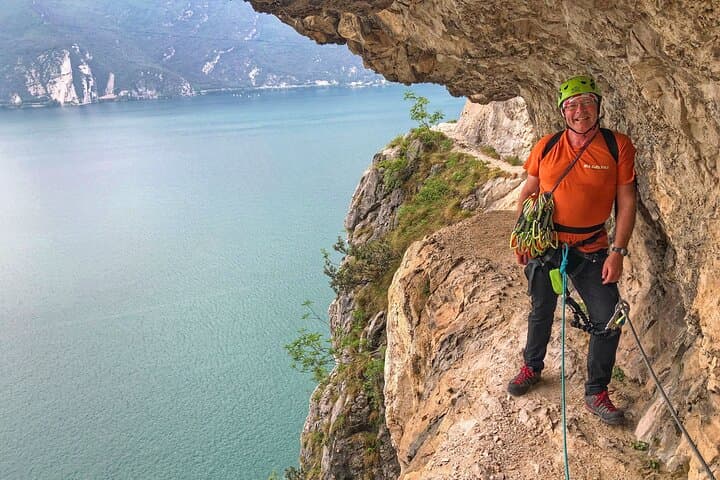 Path of the Smugglers: Cliffside Walk Above Lake Garda photo 5