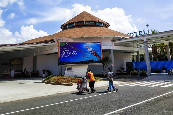 Private Bali Airport Transfer to Sanur and Ubud Hotels — Door-to-Door Pickup photo 6