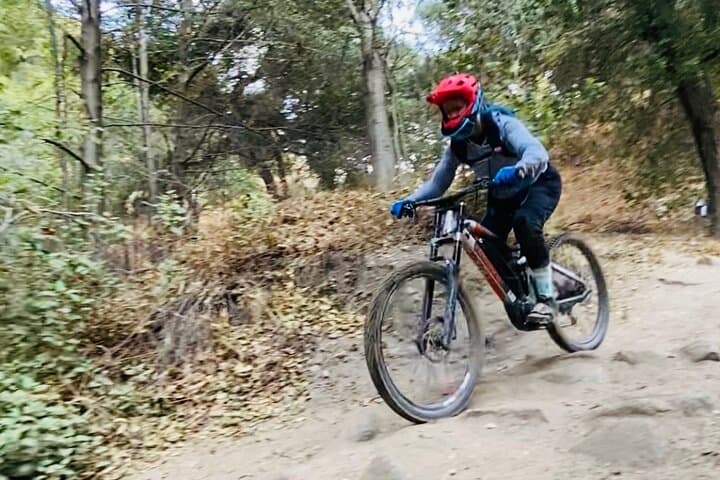El Prieto Downhill Electric Mountain Bike Tour — Intermediate Singletrack in La Cañada Flintridge photo 3
