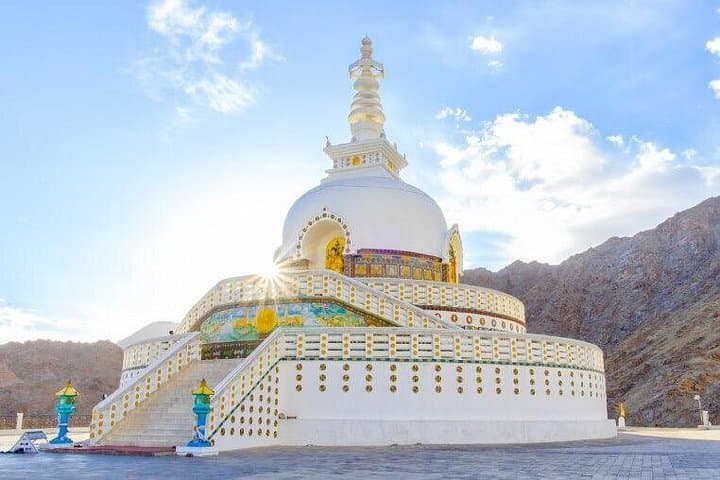 Explore Ladakh in 5 Nights: Leh, Nubra Valley & Pangong Lake Adventure photo 2