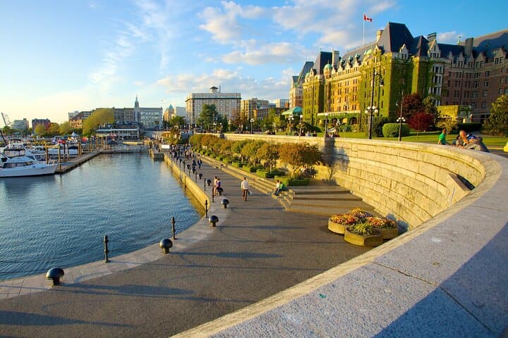 Victoria Harbour Audio Walking Tour — Self-Guided Smartphone Guide to Inner Harbour photo 2