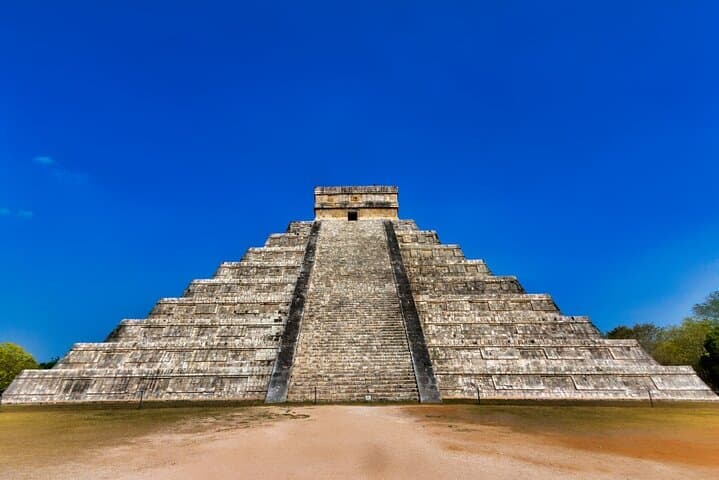 Skip-the-Line Chichén Itzá: Cenote Swim, Lunch & Valladolid Day Trip